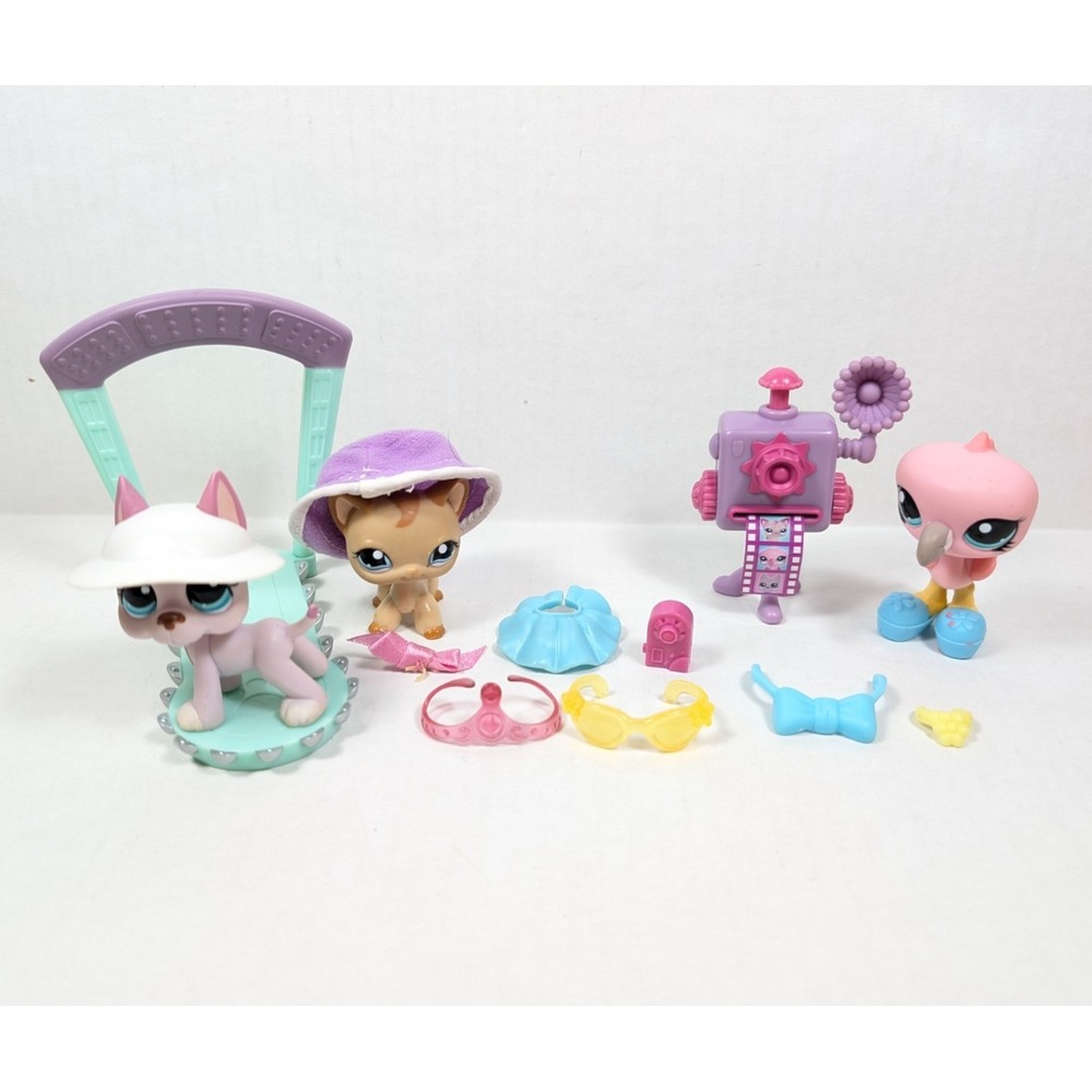 Authentic Littlest Pet Shop Stylin' Pets Runway Playset 1022 1023 1024 COMPLETE